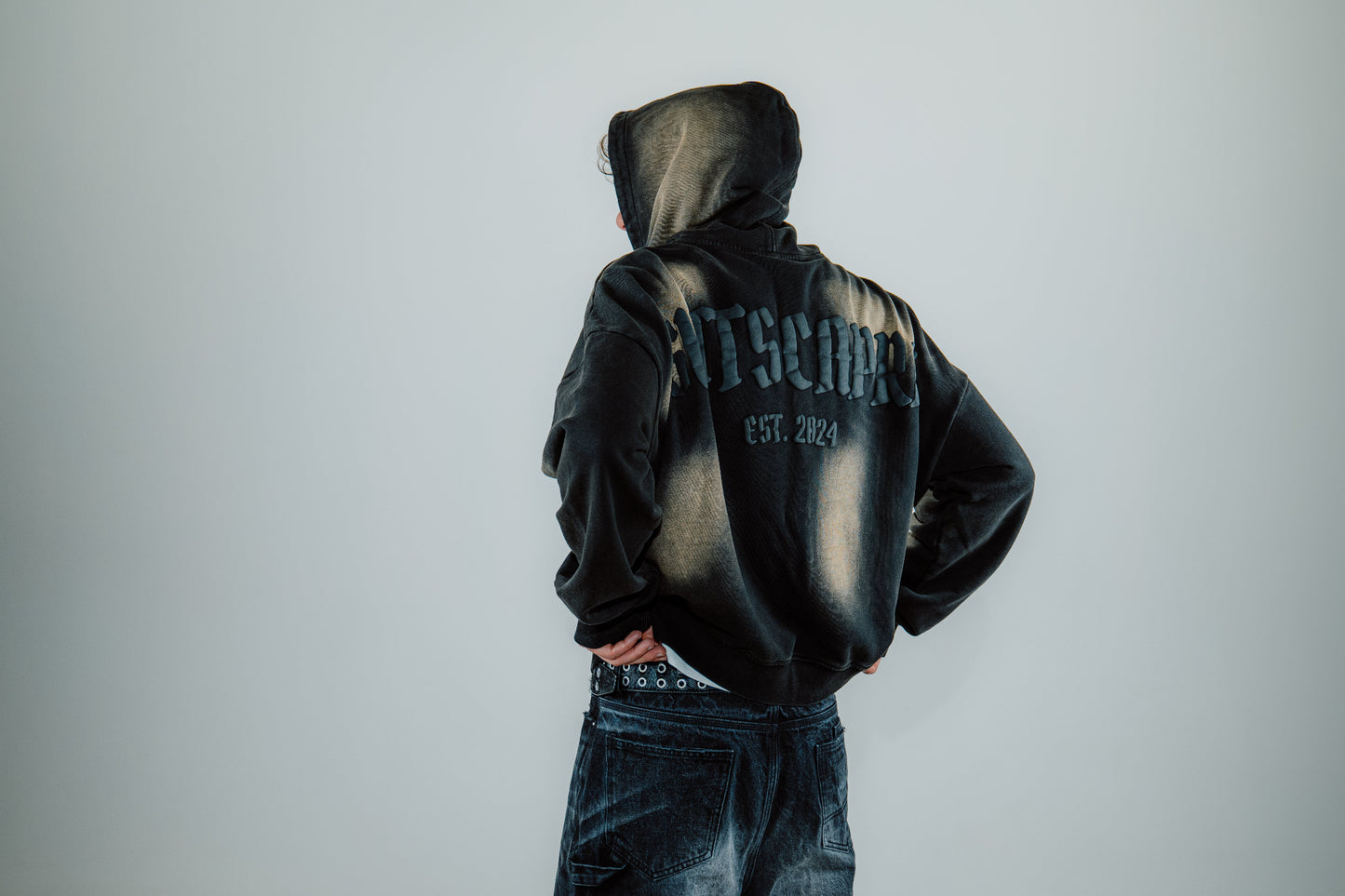 SUITSCAPRI' ZIP HOODIE